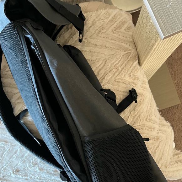 Typo Backpack - Picture 6 of 6